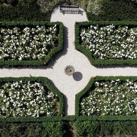 Valentini Bonaparte Hotel Pozzuolo