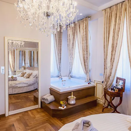 Hotel Valentini Bonaparte *