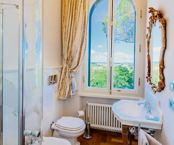 Valentini Bonaparte Hotel *