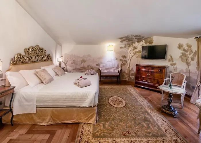 Hotel Valentini Bonaparte *